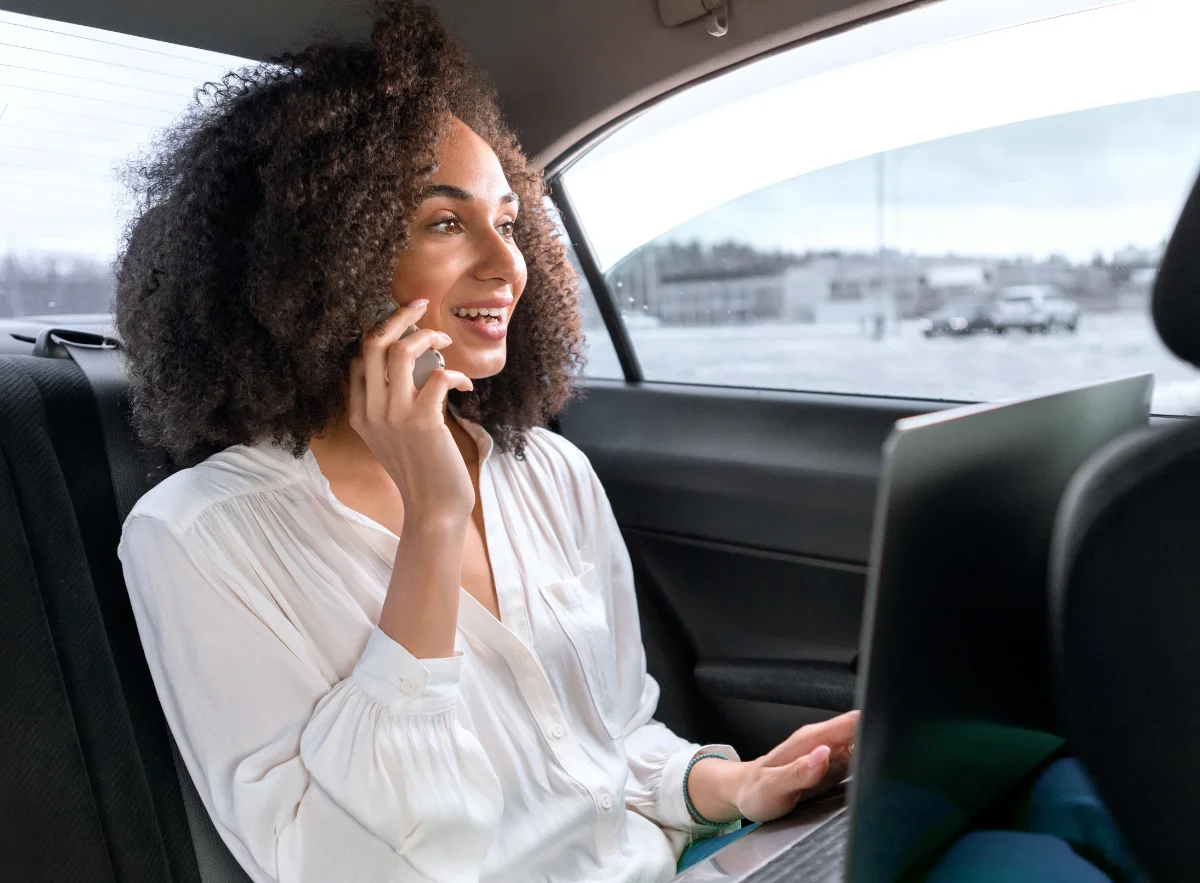 chauffeur business vtc 92 avec femme affaires passagere