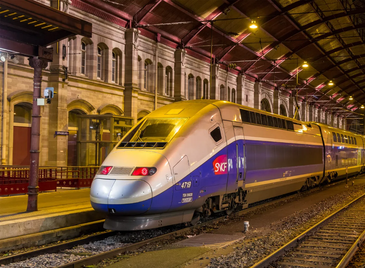 transfert gares de paris depuis le 92 avec votre chauffeur vtc